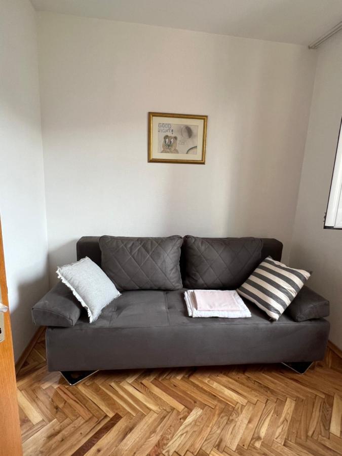 Ksenia Guesthouse Apartments And Studios 부드바 외부 사진