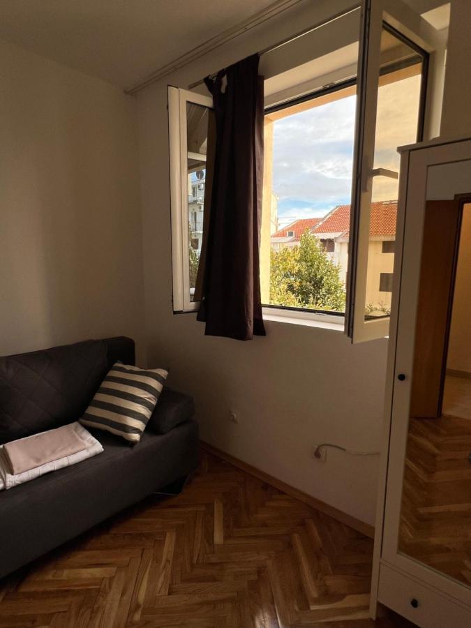 Ksenia Guesthouse Apartments And Studios 부드바 외부 사진