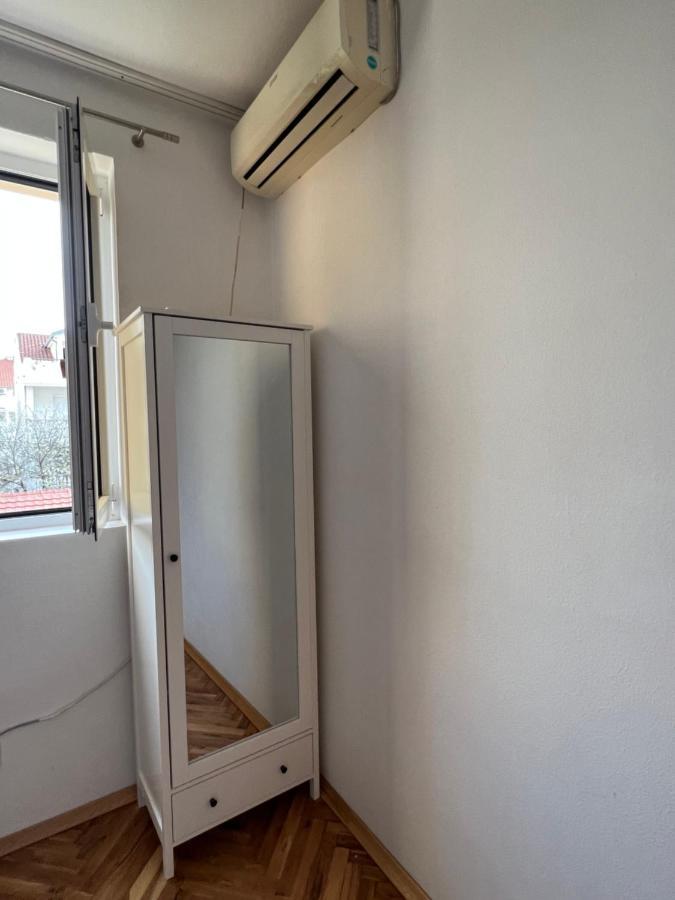 Ksenia Guesthouse Apartments And Studios 부드바 외부 사진