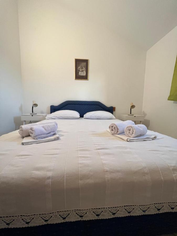 Ksenia Guesthouse Apartments And Studios 부드바 외부 사진