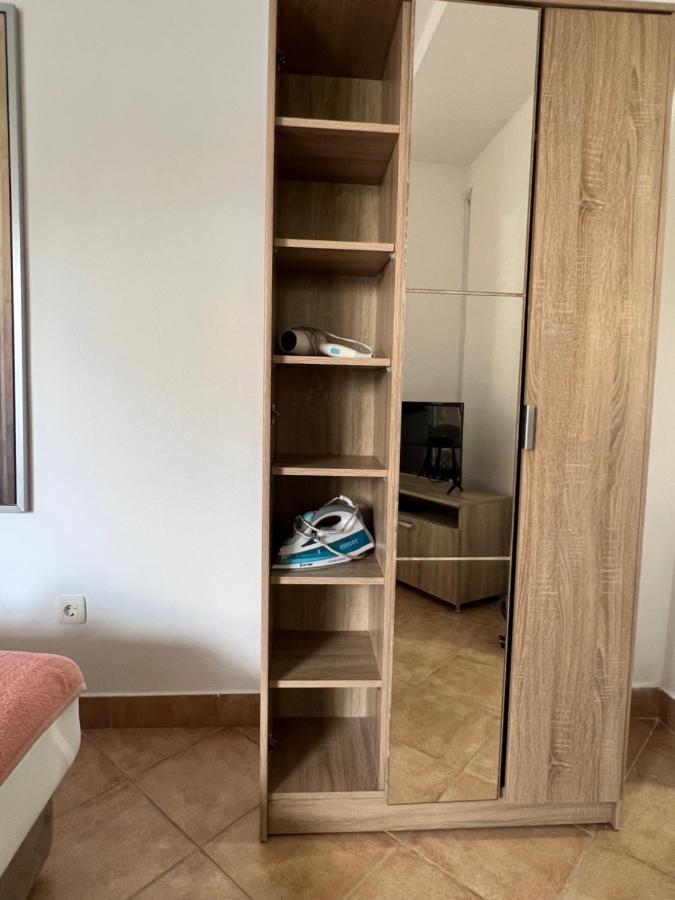 Ksenia Guesthouse Apartments And Studios 부드바 외부 사진